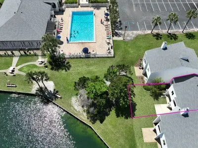 Your perfect getaway starts here! Seabreeze Villa, your home away from home, just a step away from the beach and resort amenities.