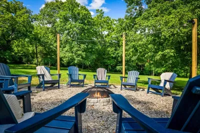 Spend the afternoon around the fire pit, soaking up the fresh air and making memories together.