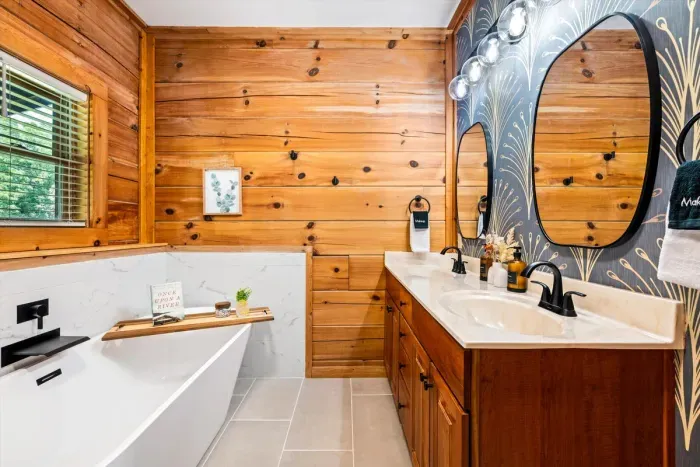 Brand new soaking tub, walk-in shower and wall paper.