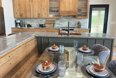 The view from the dining room will make you want to stay home and cook!