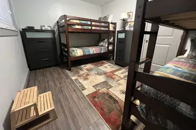Bunk room with sleeping for 4.