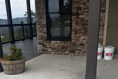 Level entrance from the driveway