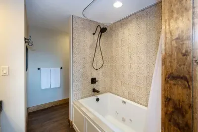 Jacuzzi Tub!  just look at that beautiful tile.