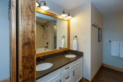 Vanity with plenty of room for the Queen Bedroom guests.