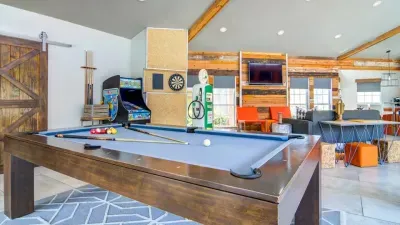 Tiger Town Hideaway - image 30 of 42