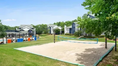 Tiger Town Hideaway - image 33 of 42