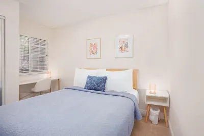 Tiger Town Hideaway - image 3 of 42