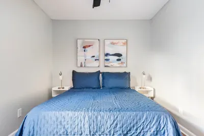 Auburn Stay and Play - image 12 of 25