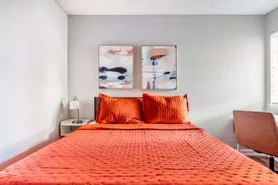 Our queen sized memory foam beds are comfortable and relaxing