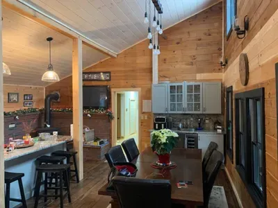 Dining area next to the kitchen