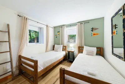 Twin bedroom for kids or extra guests