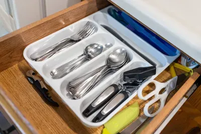 Cutlery and utensils neatly organized for your convenience.