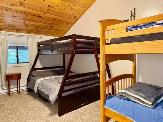 Winter Cabin- Pet Friendly, Fireplace, Near Skiing - image 12 of 52