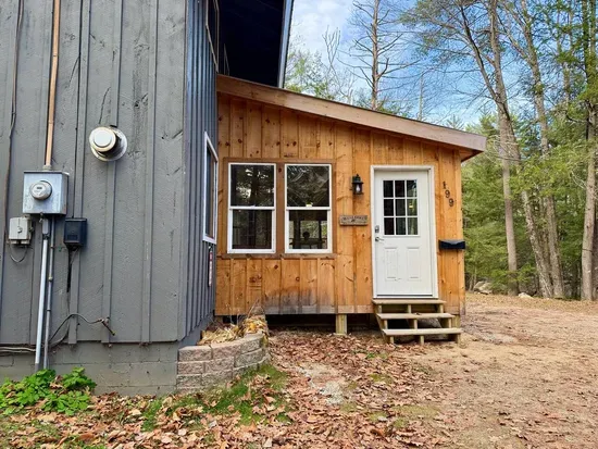 Winter Cabin- Pet Friendly, Fireplace, Near Skiing - image 49 of 52