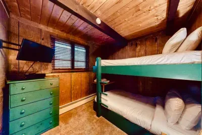 Bunk bed