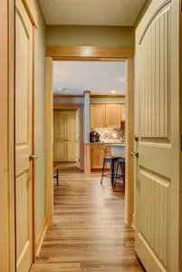 Hallway going to the kitchen/living room