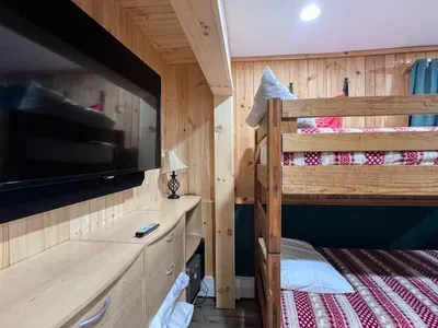 16 Woodland Pines - image 33 of 42