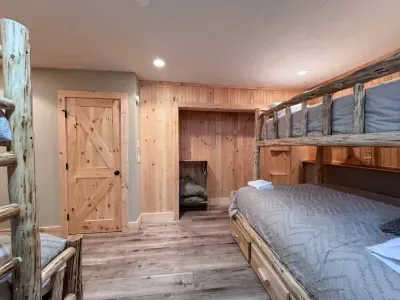 16 Woodland Pines - image 25 of 42