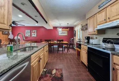 16 Woodland Pines - image 13 of 42