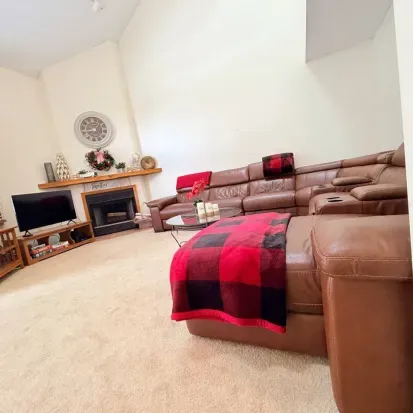 3 BR Condo With Fireplace, Pool, Spacious! - image 26 of 34