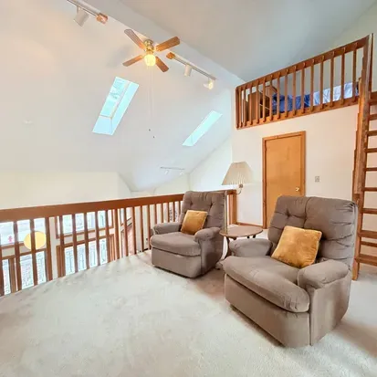 3 BR Condo With Fireplace, Pool, Spacious! - image 30 of 34