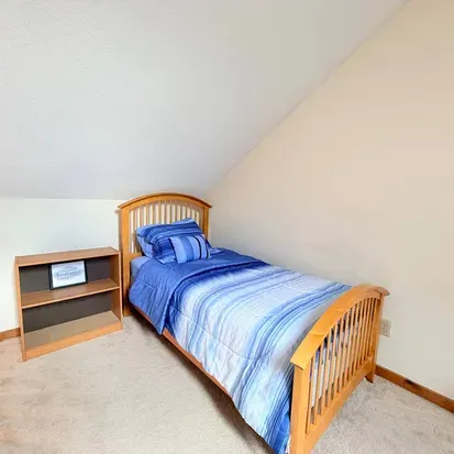 3 BR Condo With Fireplace, Pool, Spacious! - image 14 of 34