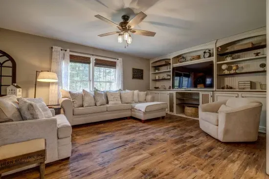 Spacious and comfortable living room to gather together :)