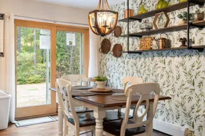 A warm and welcoming spot to gather and eat.