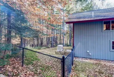 204 Linderhoff - image 18 of 19