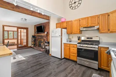 17 Burgdorf Drive - image 23 of 31