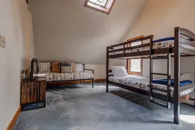 17 Burgdorf Drive - image 11 of 31