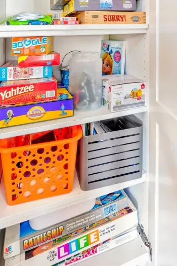 Keep the kids entertained with our fully stocked games closet—perfect for a fun family weekend getaway on the Washington coast