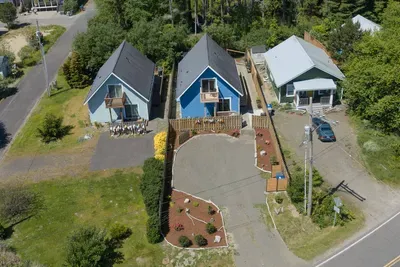 Welcome to Seagulls Beach House! Convenient driveway parking and keyless entry welcome you upon arrival.