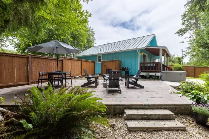 Our spacious, fully fenced patio is ideal for families and dogs, providing a safe space to relax before exploring Olympic National Park
