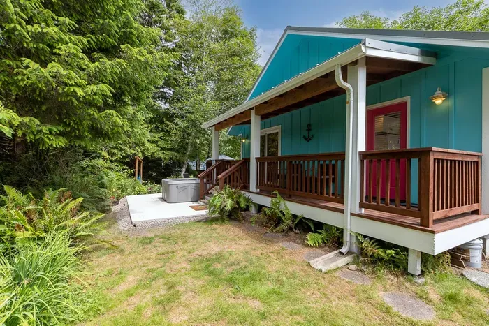 Your pets will love our fully enclosed backyard, designed for safety and peace of mind during your dog-friendly vacation.