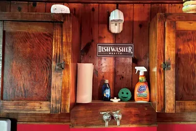 Kitchen cleaning supplies