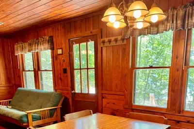 Dining area-seats 4