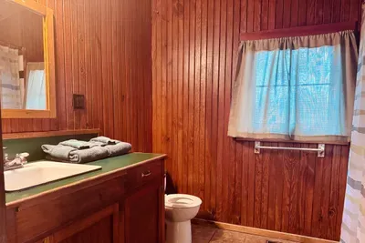 Bathroom with fresh towels and body wash