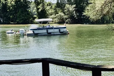 Boat rentals at nearby marina or bring yours
