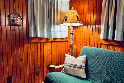 Forest themed reading lamp