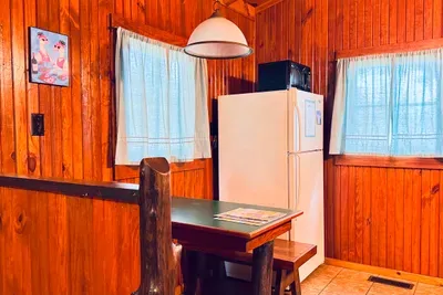 Dining area seats 4