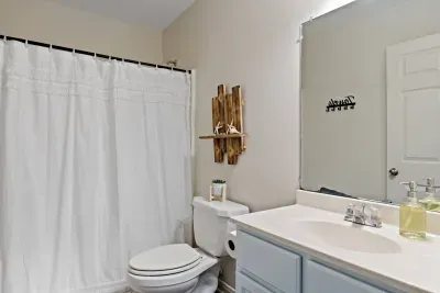 The second bathroom, easily accessible from the hallway. 