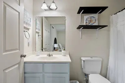 Ensuite master bathroom