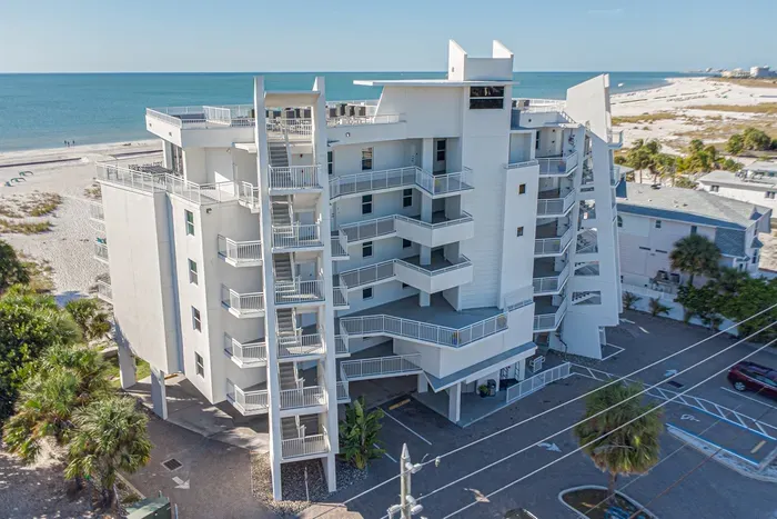 Oceana Oasis - image 40 of 45