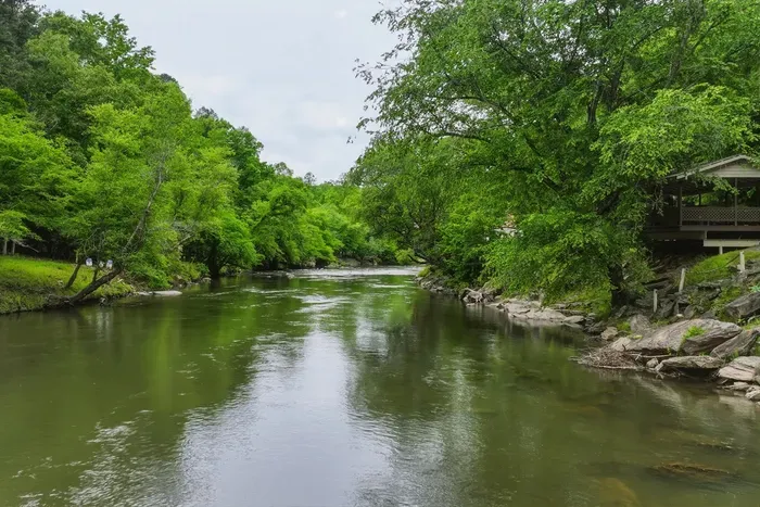 Coosawattee River