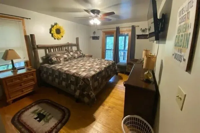 Cabin 2 King bedroom master suite 