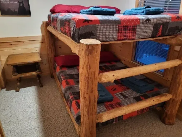 Full over Full lower level Cabin 1