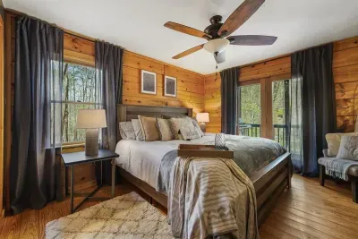 King Bedroom