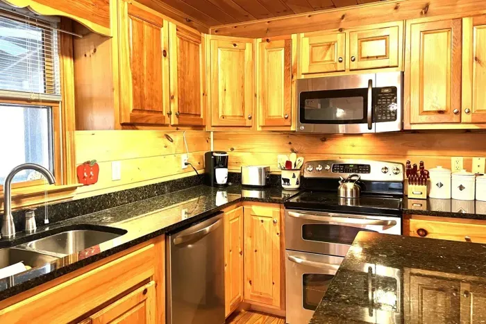 Kitchen Cabin 1