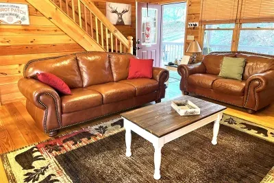 Livingroom Cabin 1